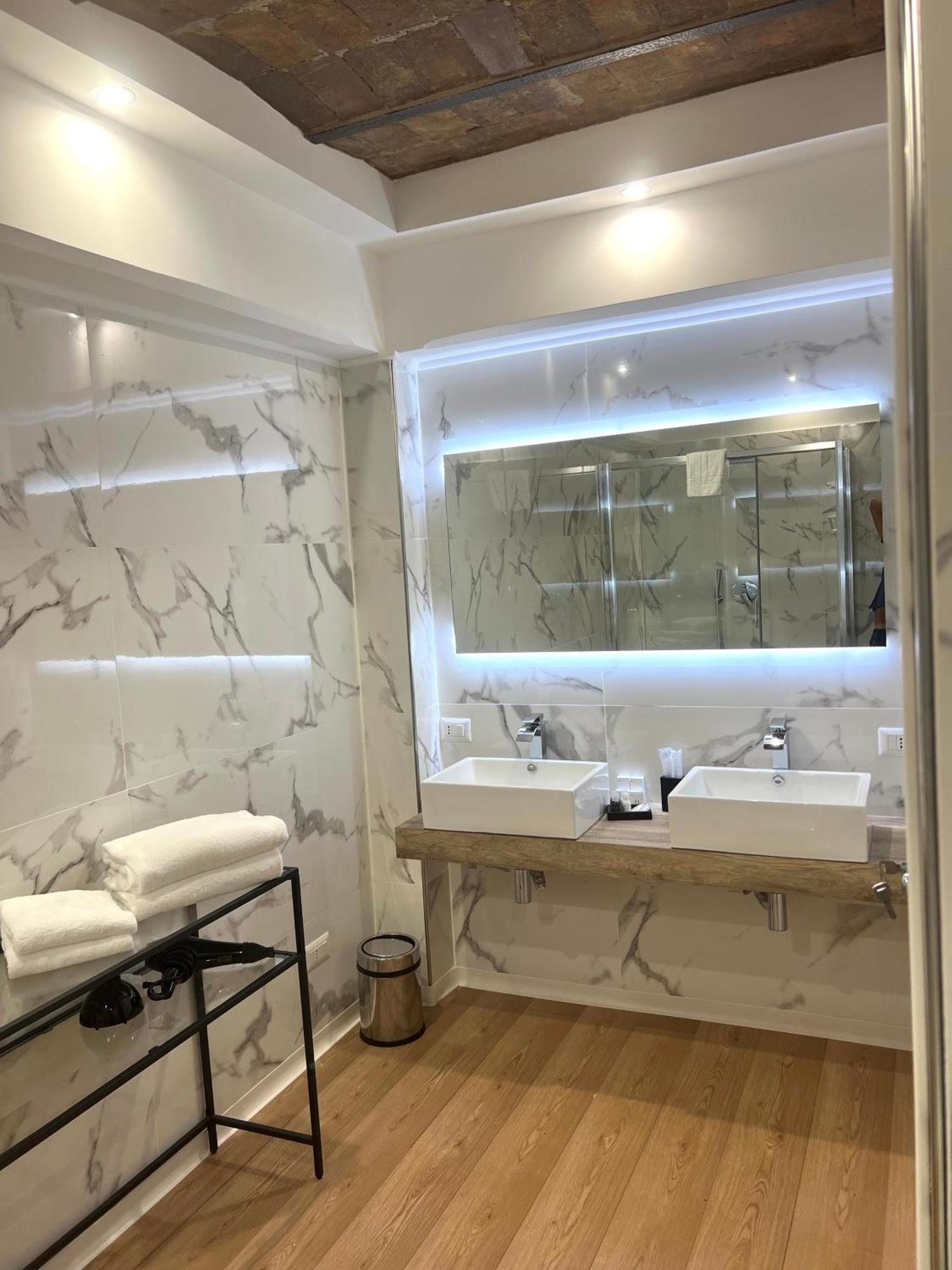 Miluar Luxury B&B - Vanvitelli Napoli Eksteriør bilde