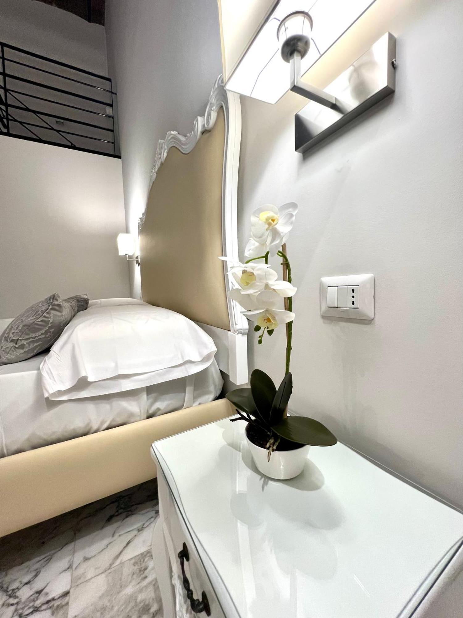 Miluar Luxury B&B - Vanvitelli Napoli Eksteriør bilde